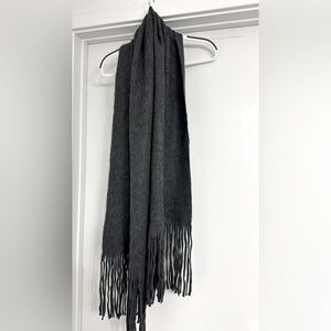 NWT Super Soft Gray Lucky Brand Scarf